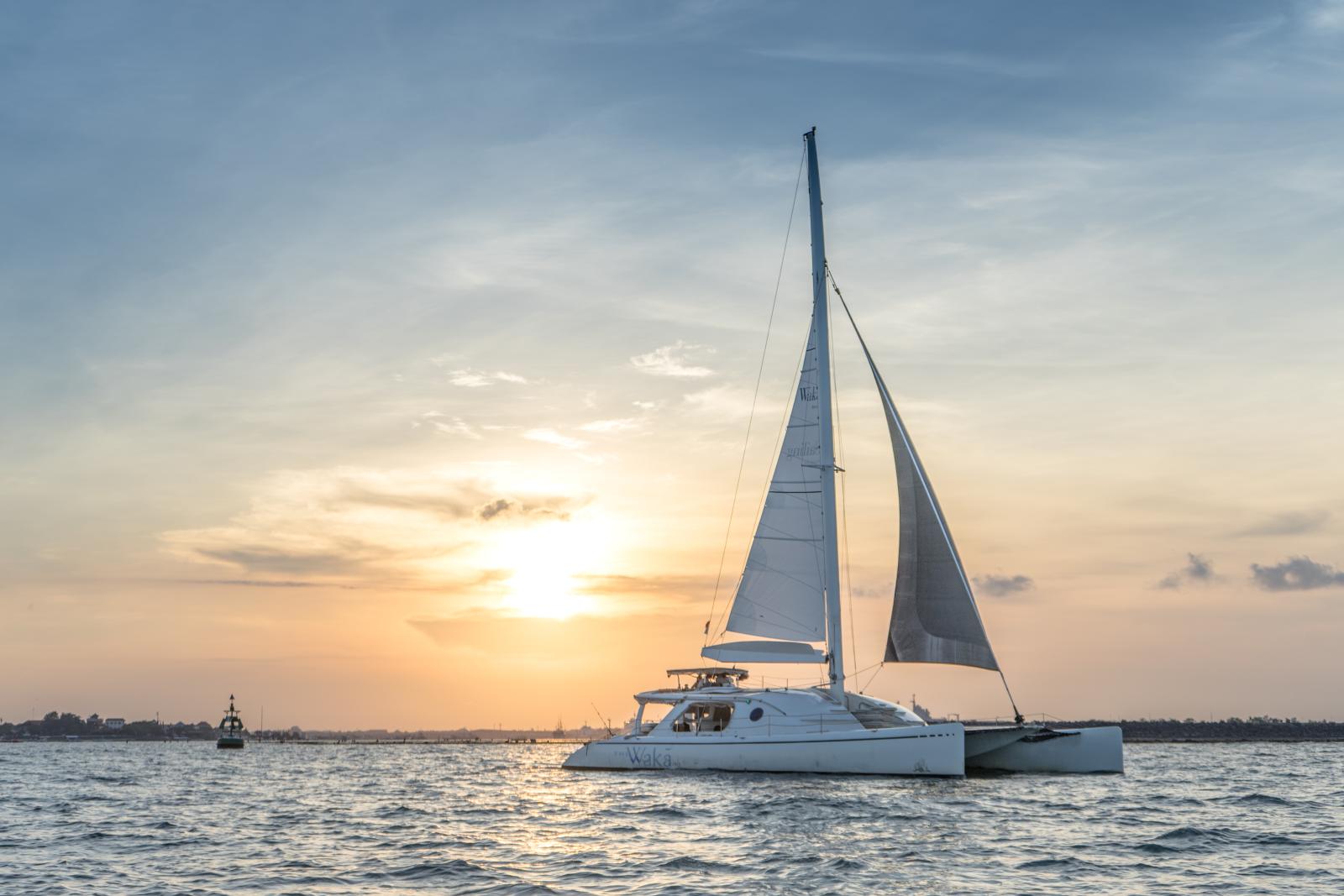 WakaSailing Family Package – Nusa Lembongan Private Charter